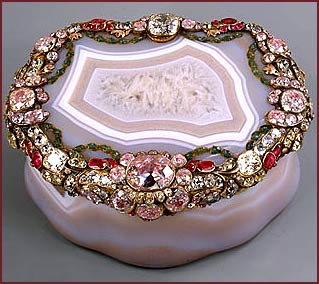 Faberge. Snuffbox, Circa 1765, State Hermitage Museum. 