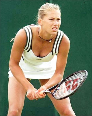 Anna Kournikova.