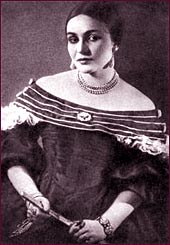 Zinaida Raikh, Esenin's second wife.